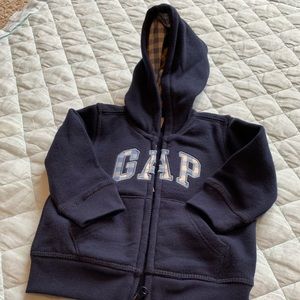 Brand new navy baby gap sweatshirt 3-6m
